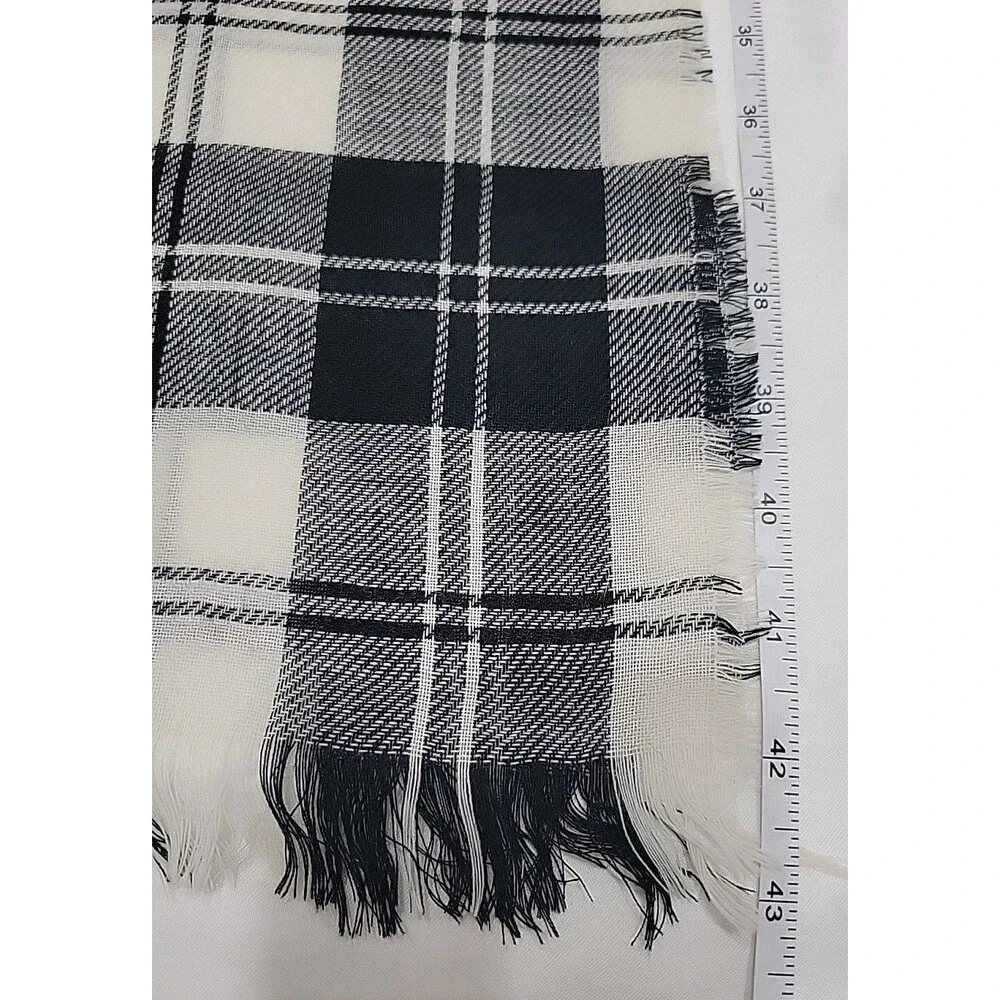 Lochcarron of Scotland 100% Pure New Wool Scarf - Black & White Tartan